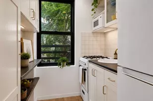81 Bedford St, New York, NY 10014 - Photo 5