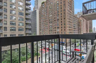 250 E 40th St, New York, NY 10016 - Photo 3