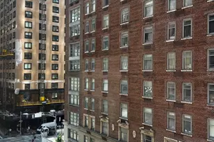 106 Central Park S, New York City, NY 10019 - Photo 13