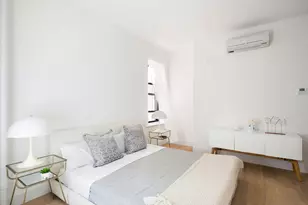 40 Stuyvesant St, New York, NY 10003 - Photo 9