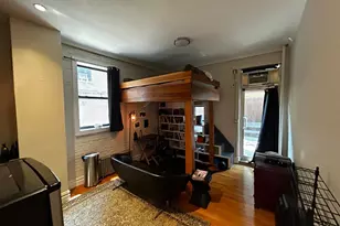 318 W 106th St, New York City, NY 10025 - Photo 13