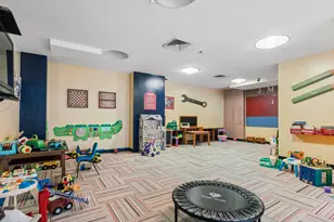 635 W 42nd St, New York City, NY 10036 - Photo 17