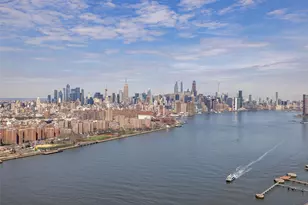 8 S 4th St, New York City, NY 11249 - Photo 9