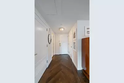 160 Central Park S #407, New York City, NY 10019 - Photo 3