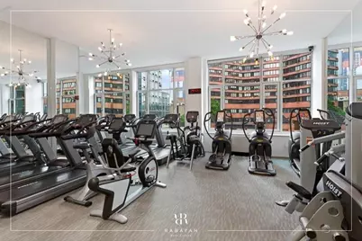 635 W 42nd Street #19F, New York City, NY 10036 - Photo 9