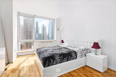 635 W 42nd Street #19F, New York City, NY 10036 - Photo 5