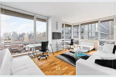 635 W 42nd Street #19F, New York City, NY 10036 - Photo 1