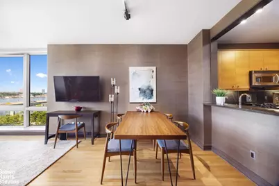 120 Riverside Boulevard #6R, New York City, NY 10069 - Photo 3