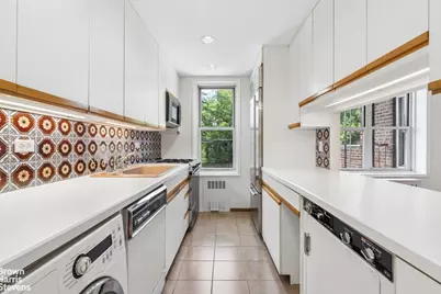 5601 Riverdale Avenue #2E, New York City, NY 10471 - Photo 9