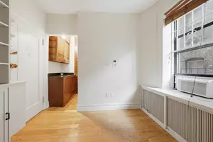 96 Perry St, New York City, NY 10014 - Photo 3