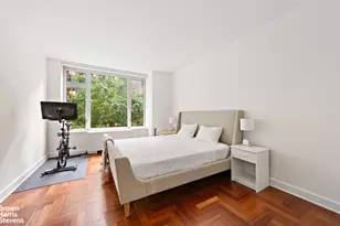220 Riverside Blvd, New York City, NY 10069 - Photo 5