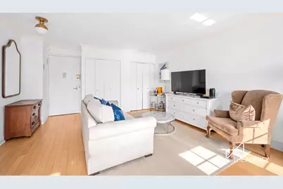 225 E 86th Street #905, New York, NY 10028 - Photo 5