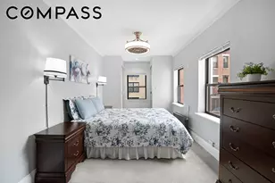 6 W 71st St, New York City, NY 10023 - Photo 3