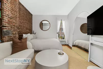 425 E 78th Street #4D, New York City, NY 10075 - Photo 1