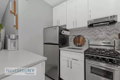 425 E 78th Street #4D, New York City, NY 10075 - Photo 3