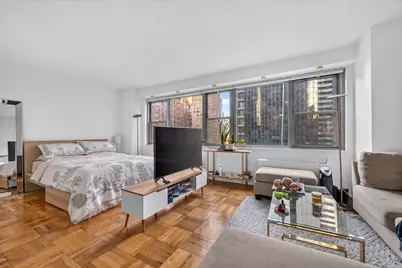 300 E 40th Street #9G, New York City, NY 10016 - Photo 1