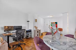 300 E 40th St, New York City, NY 10016 - Photo 5