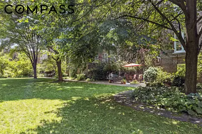 35-27 76th Street #2, New York City, NY 11372 - Photo 17