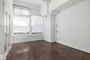 8 Beach St, New York City, NY 10013 - Photo 9