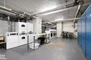 253 W 16th St, New York, NY 10011 - Photo 13