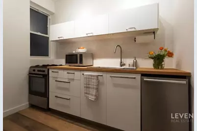 195 Prince Street #3W, New York, NY 10012 - Photo 7