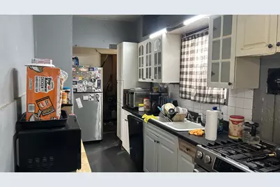 256 Sharpe Avenue, New York City, NY 10302 - Photo 9