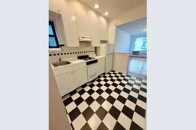 500.5 E 84th Street #4B, New York City, NY 10028 - Photo 11