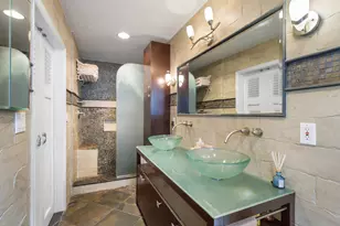 342 E 53rd St, New York, NY 10022 - Photo 5