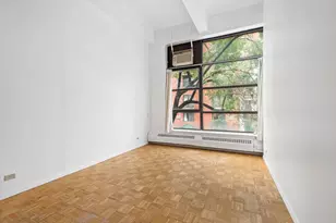 350 E 62nd St, New York City, NY 10021 - Photo 1