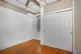 19 Reeve Pl, New York City, NY 11218 - Photo 5