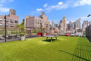 547 W 47th St, New York City, NY 10036 - Photo 13