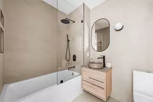 14-35 Broadway, Astoria, NY 11106 - Photo 15