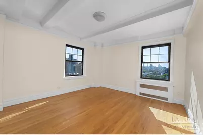 95 Christopher Street #3J, New York, NY 10014 - Photo 5