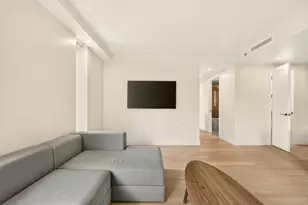 400 W 38th St, New York, NY 10018 - Photo 11