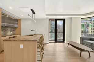 400 W 38th St, New York, NY 10018 - Photo 5