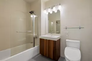 8 Vanderbilt Ave, New York City, NY 11205 - Photo 5
