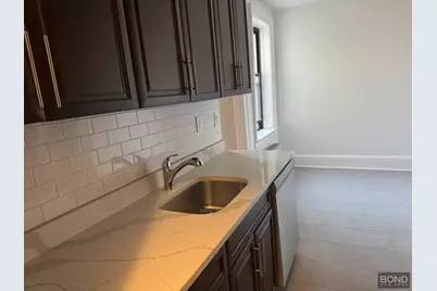 32-15 35th Street #F5, Astoria, NY 11106 - Photo 3