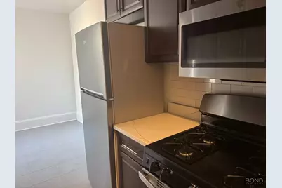 32-15 35th Street #F5, Astoria, NY 11106 - Photo 5