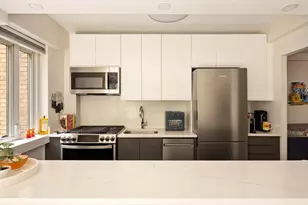 333 W 57th St, New York City, NY 10019 - Photo 3