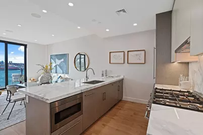 21-31 Shore Boulevard #3C, Astoria, NY 11105 - Photo 3