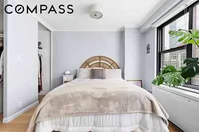 220 E 57th Street #9F, New York, NY 10022 - Photo 7