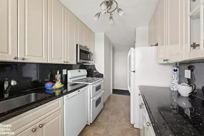 75 Henry Street #29E, New York City, NY 11201 - Photo 3