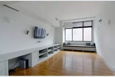 372 5th Avenue #8J, New York City, NY 10018 - Photo 3