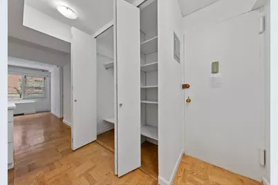 210 E 63rd Street #4A, New York, NY 10065 - Photo 3