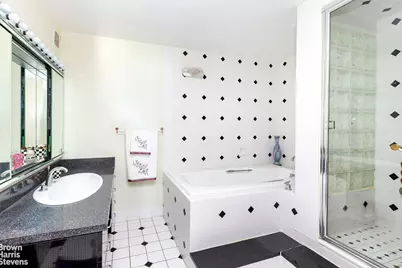 530 E 72nd Street #17D, New York, NY 10021 - Photo 11