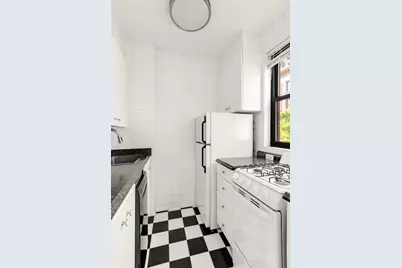 30 E 37th Street #3E, New York, NY 10016 - Photo 5