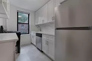 525 W 235th St, Bronx, NY 10463 - Photo 1