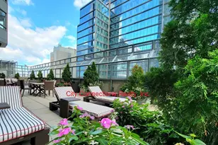 301 W 57th St, New York, NY 10019 - Photo 11