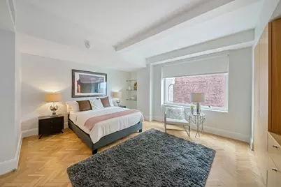 160 Central Park S #2707, New York City, NY 10019 - Photo 13