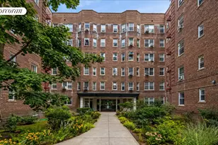 920 E 17th St, New York City, NY 11230 - Photo 11